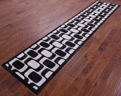 Black & White Patchwork Natural Cowhide Rug - 2' 6