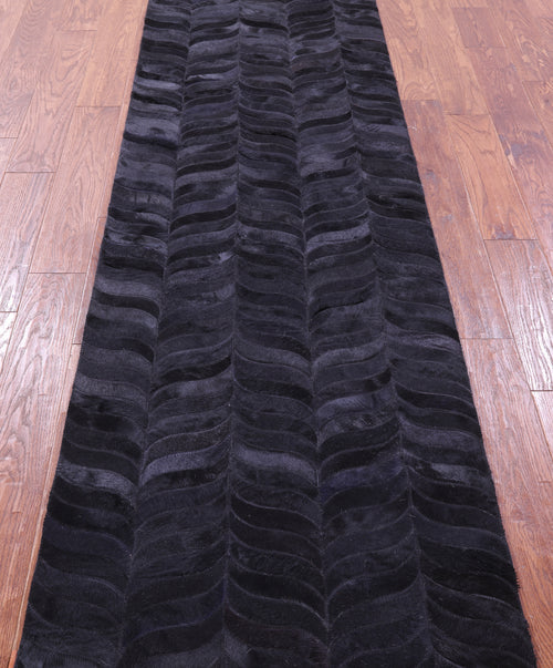 Black Patchwork Natural Cowhide Rug - 2' 6