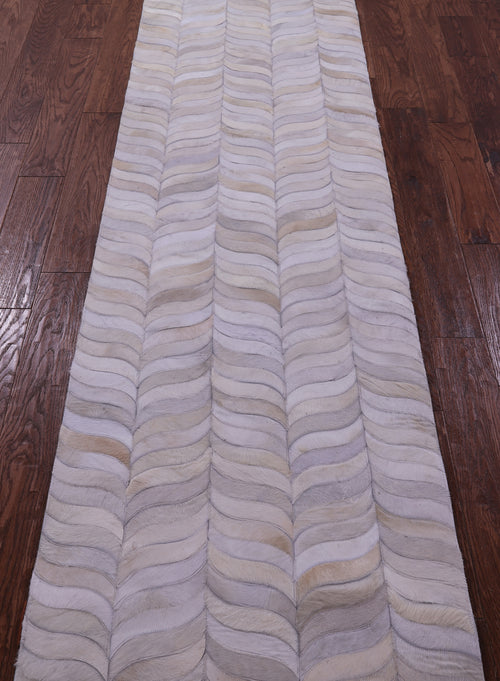 Ivory Patchwork Natural Cowhide Rug - 2' 6
