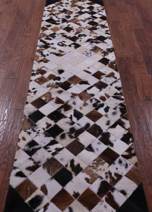 Brown & White & Black Patchwork Natural Cowhide Rug - 2' 6