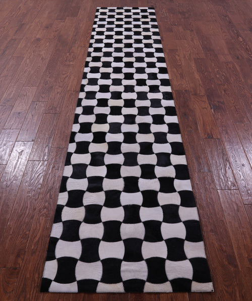 Black & White Patchwork Natural Cowhide Rug - 2' 6