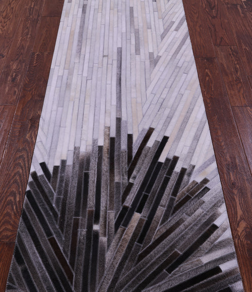 Brown & White Patchwork Natural Cowhide Rug - 2' 6