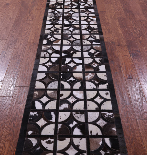 Brown & White Patchwork Natural Cowhide Rug - 2' 6