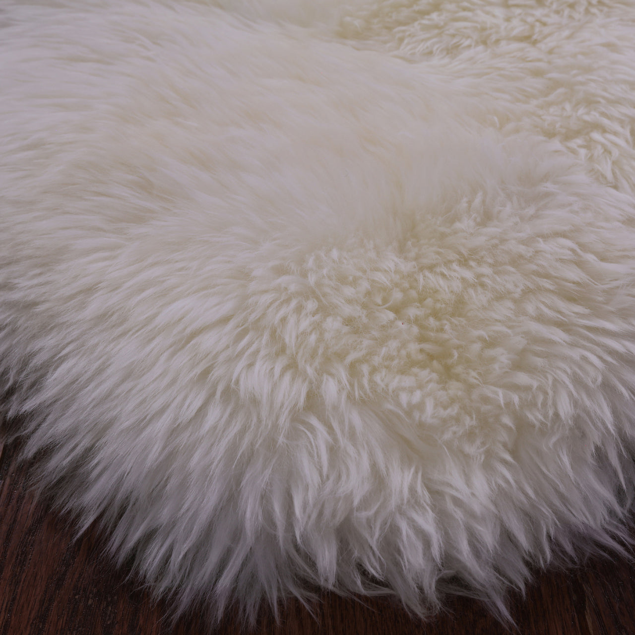 100% Natural New Zealand Sheepskin Ivory 5' 0" X 6' 0"