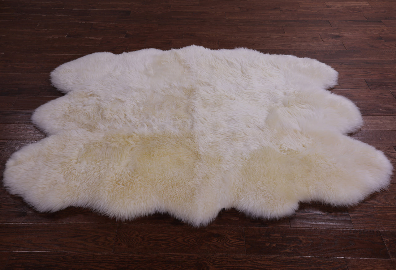 100% Natural New Zealand Sheepskin Ivory 5' 0" X 6' 4"