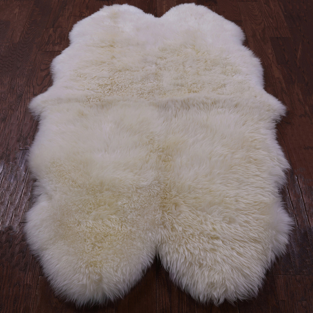 100% Natural New Zealand Sheepskin Ivory 4' 0" X 6' 0"