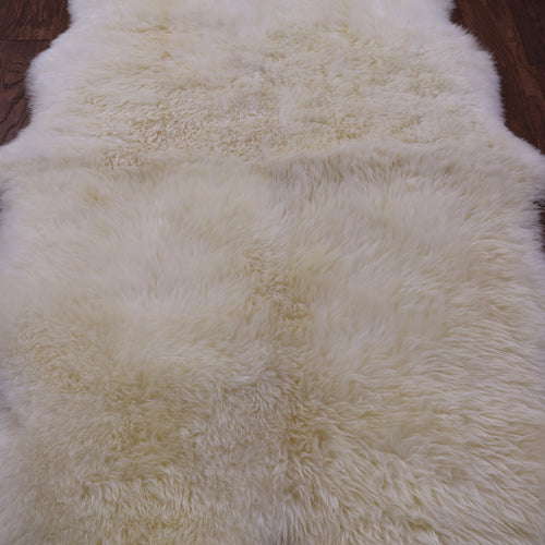 100% Natural New Zealand Sheepskin Ivory 4' 0
