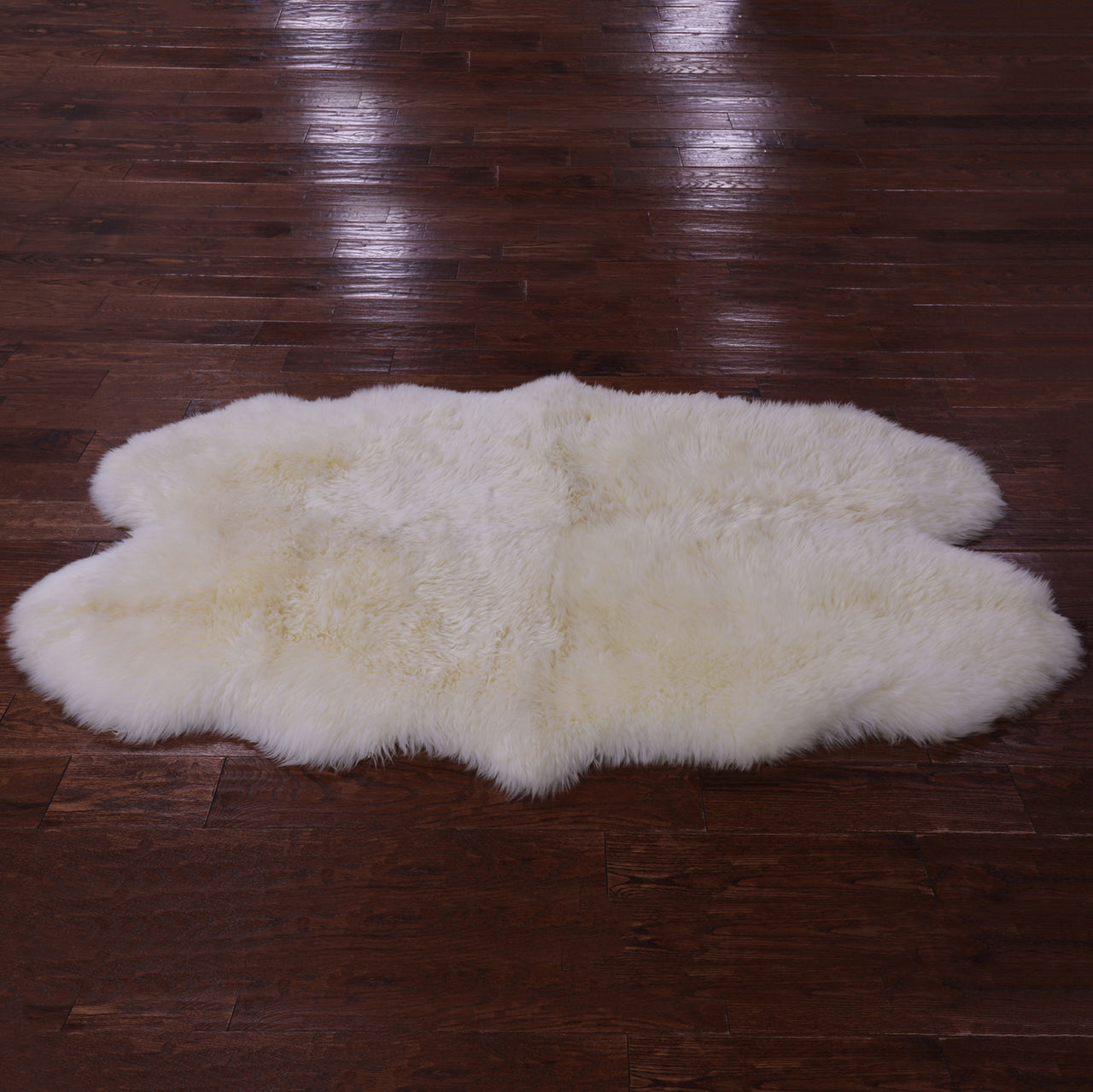 100% Natural New Zealand Sheepskin Ivory 4' 0" X 6' 0"