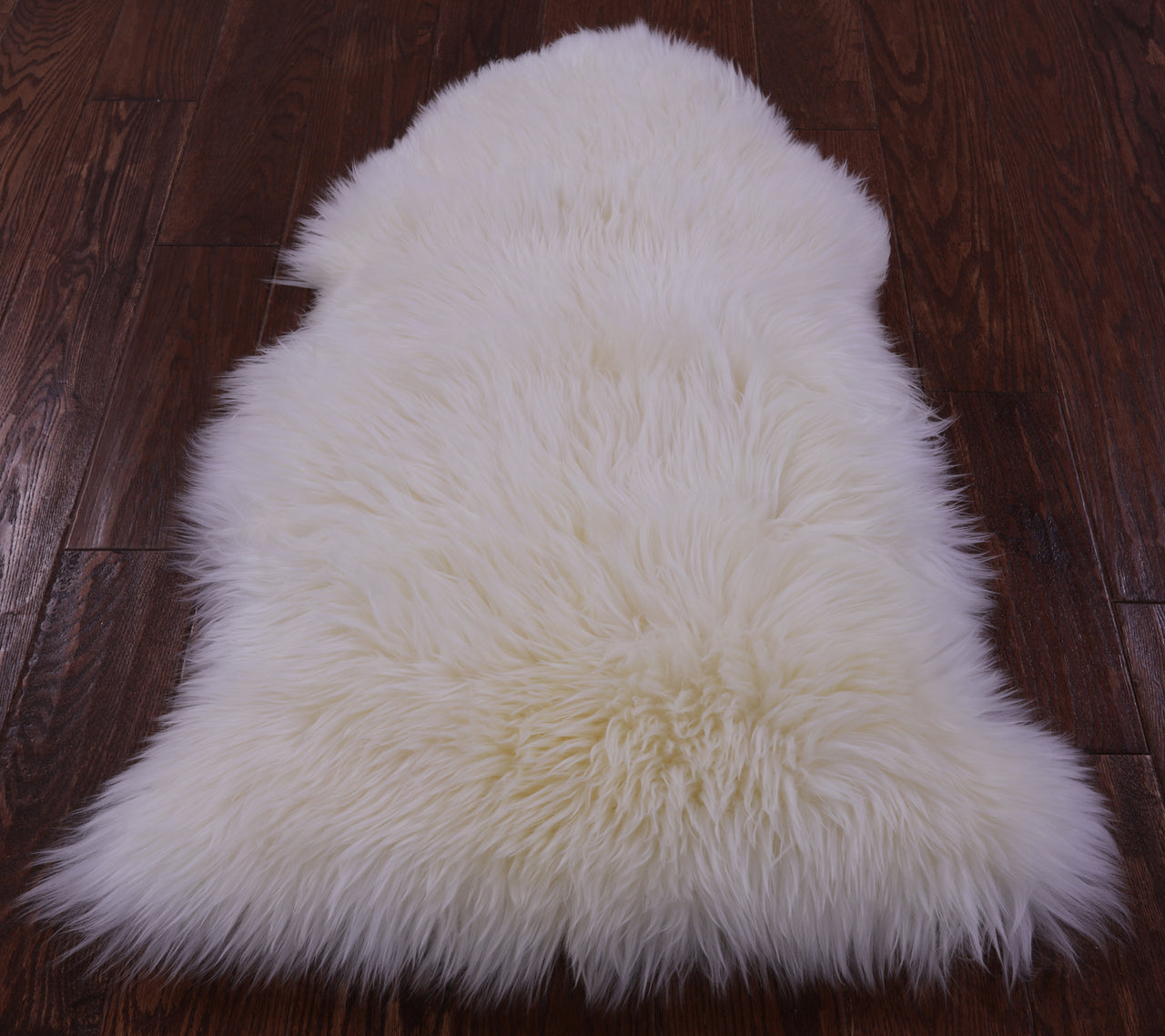 100% Natural New Zealand Sheepskin Ivory 2' 0" x 3' 0"