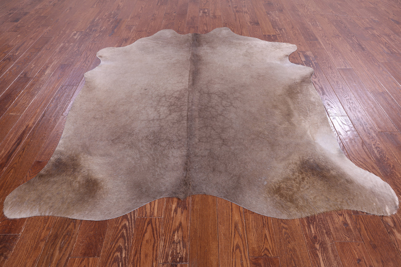 SUPER SALE Champagne Natural Cowhide Rug - X-Large 7' 0"H x 6' 4"W