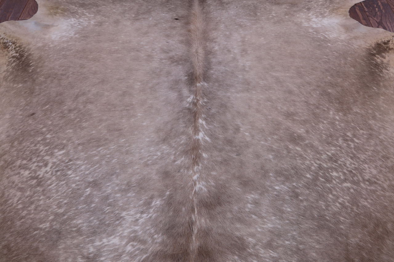SUPER SALE Champagne Natural Cowhide Rug - XX-Large 8' 0"H x 6' 10"W