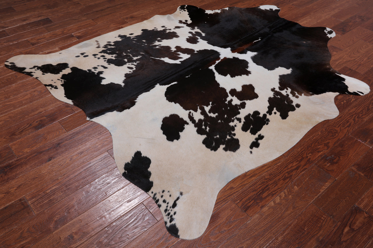 SUPER SALE Brown & White Natural Cowhide Rug - XX-Large 7' 6"H x 6' 3"W