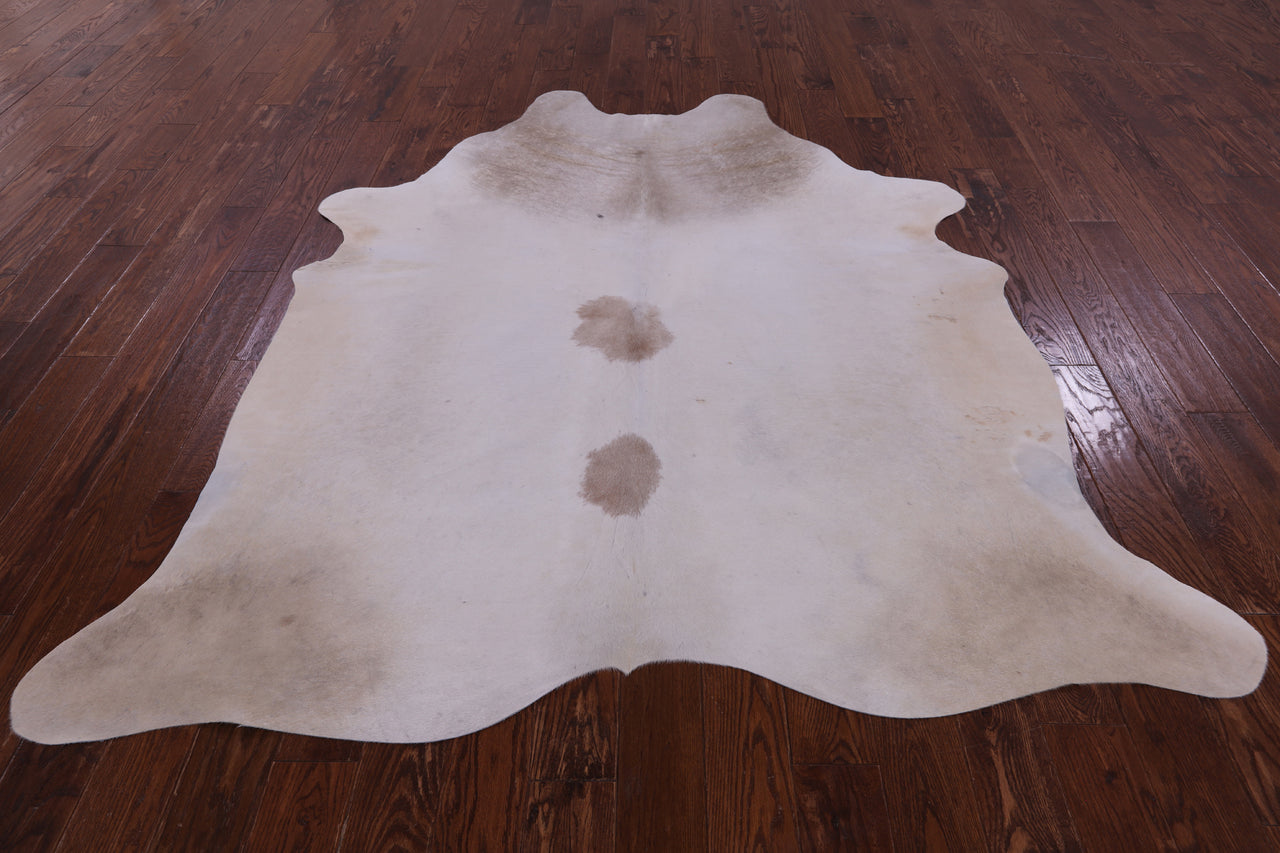 SUPER SALE Beige Natural Cowhide Rug - XX-Large 7' 7"H x 6' 6"W