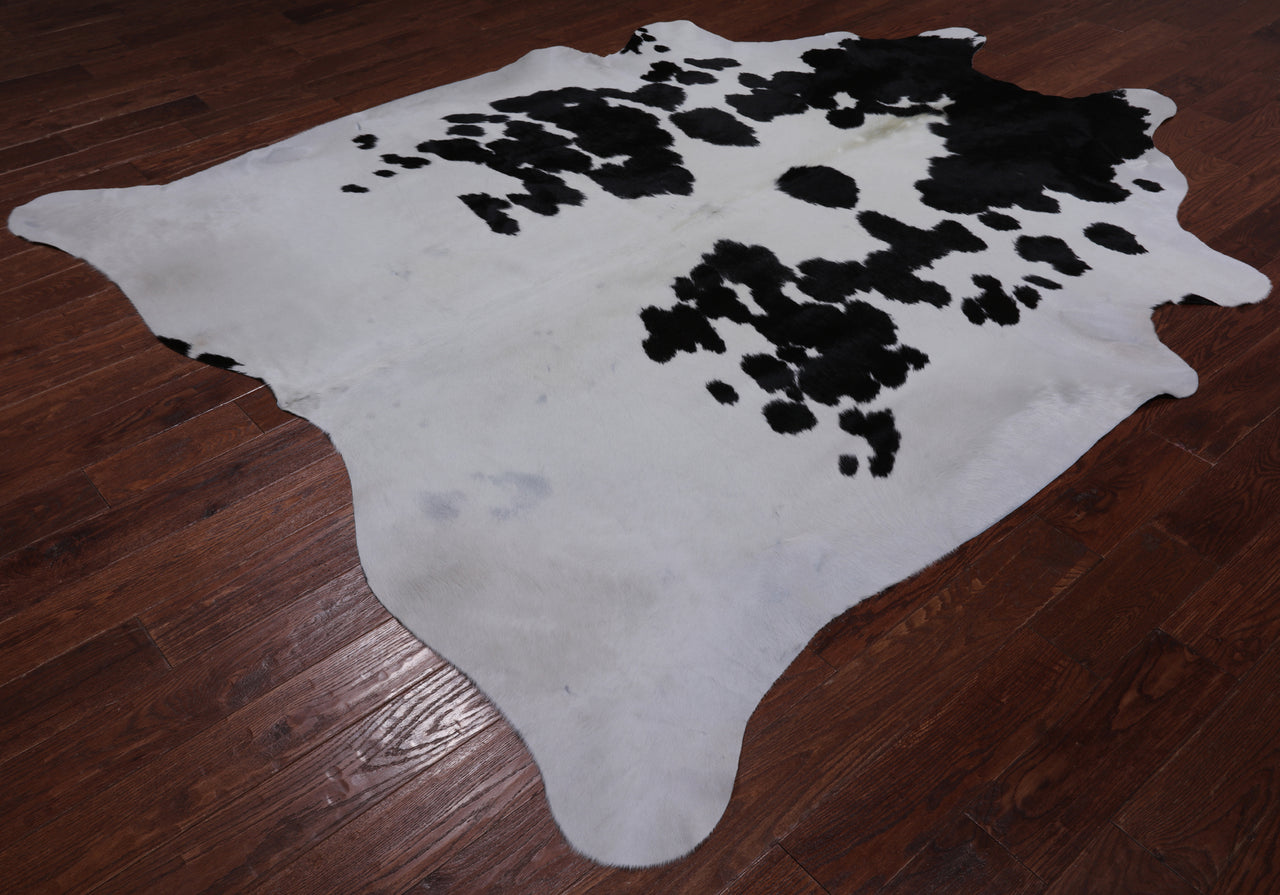 SUPER SALE Black & White Natural Cowhide Rug - XX-Large 8' 7"H x 7' 3"W