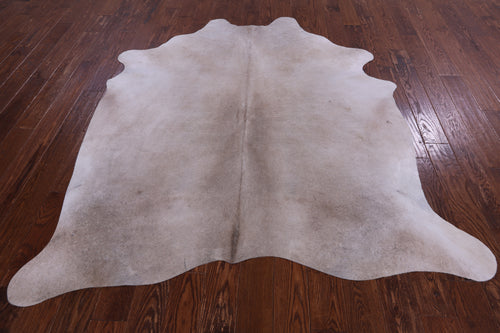 SUPER SALE Beige Natural Cowhide Rug - X-Large 7' 0