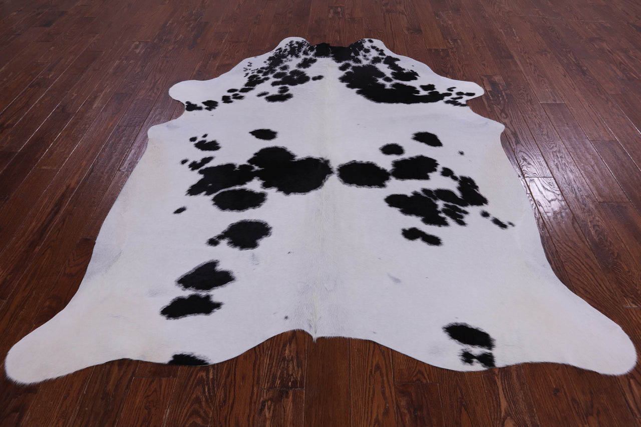 SUPER SALE Black & White Natural Cowhide Rug - XX-Large 7' 8"H x 6' 3"W