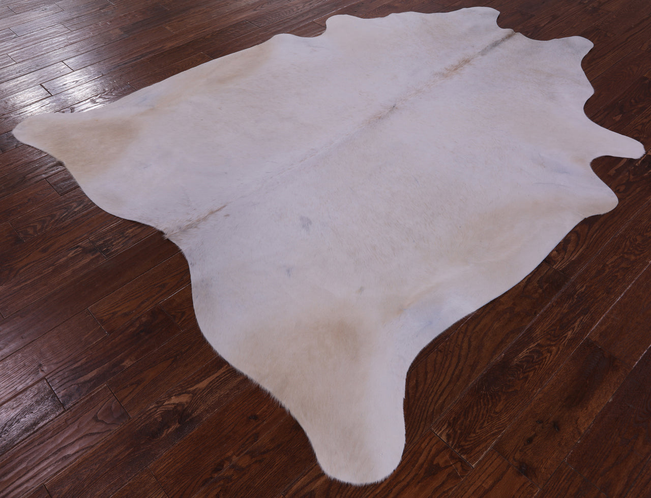 SUPER SALE Beige Natural Cowhide Rug - XX-Large 7' 4"H x 6' 6"W