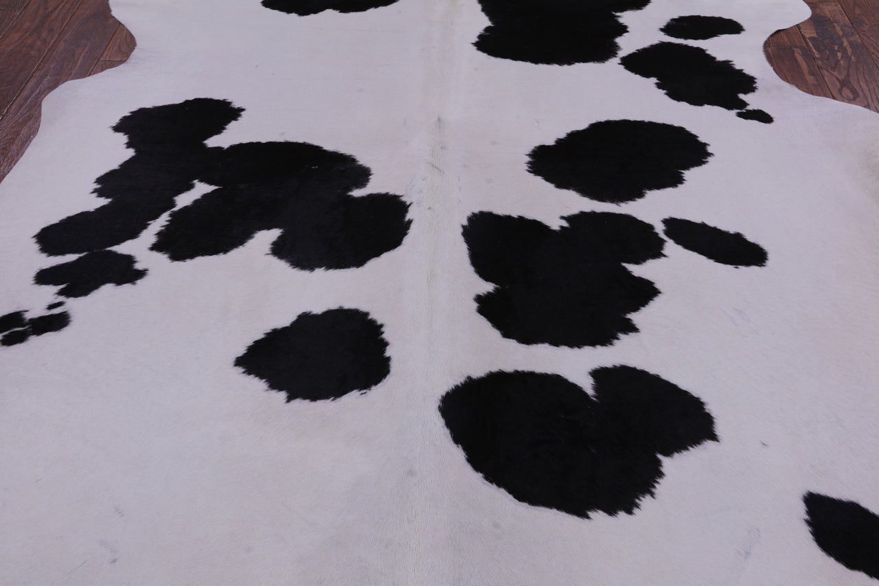 SUPER SALE Black & White Natural Cowhide Rug - XX-Large 7' 8"H x 6' 5"W