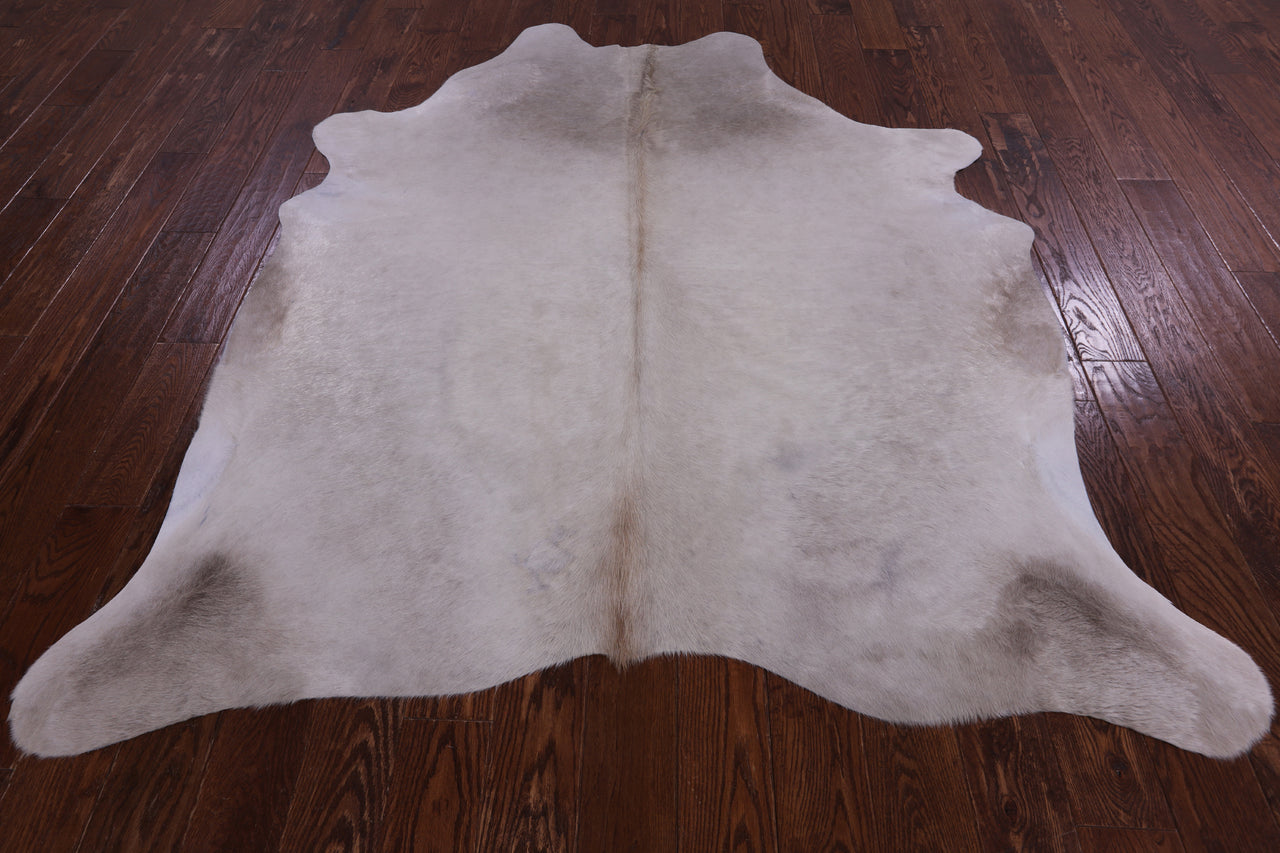 SUPER SALE Beige Natural Cowhide Rug - X-Large 7' 1"H x 5' 10"W
