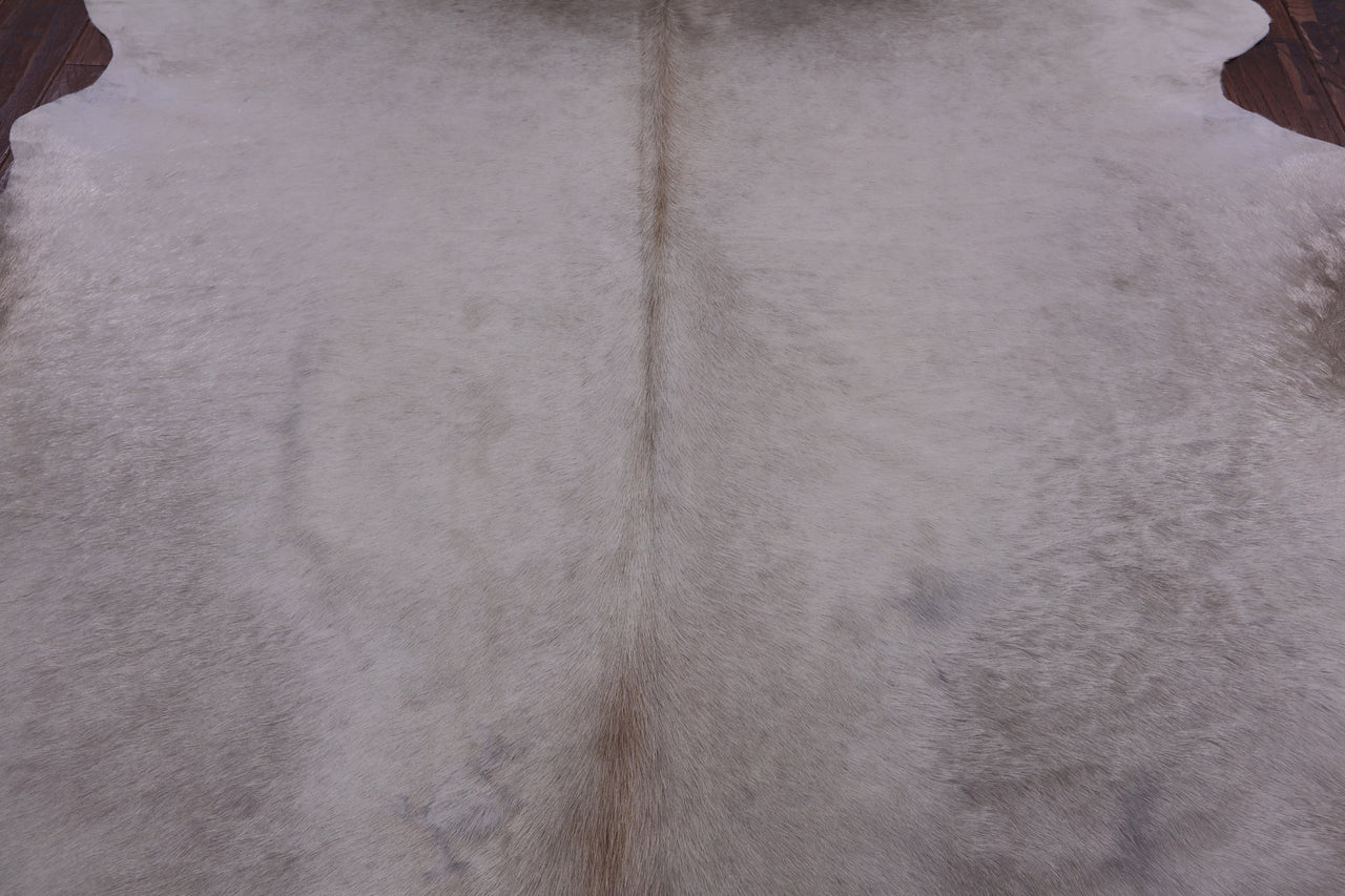 SUPER SALE Beige Natural Cowhide Rug - X-Large 7' 1"H x 5' 10"W