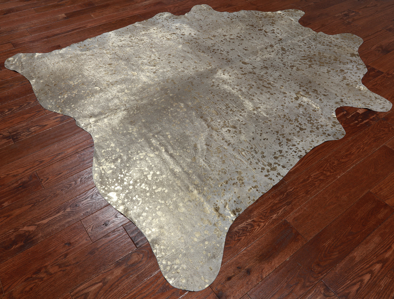 Gold Metallic Natural Cowhide Rug - XX-Large 7' 7"H x 6' 10"W
