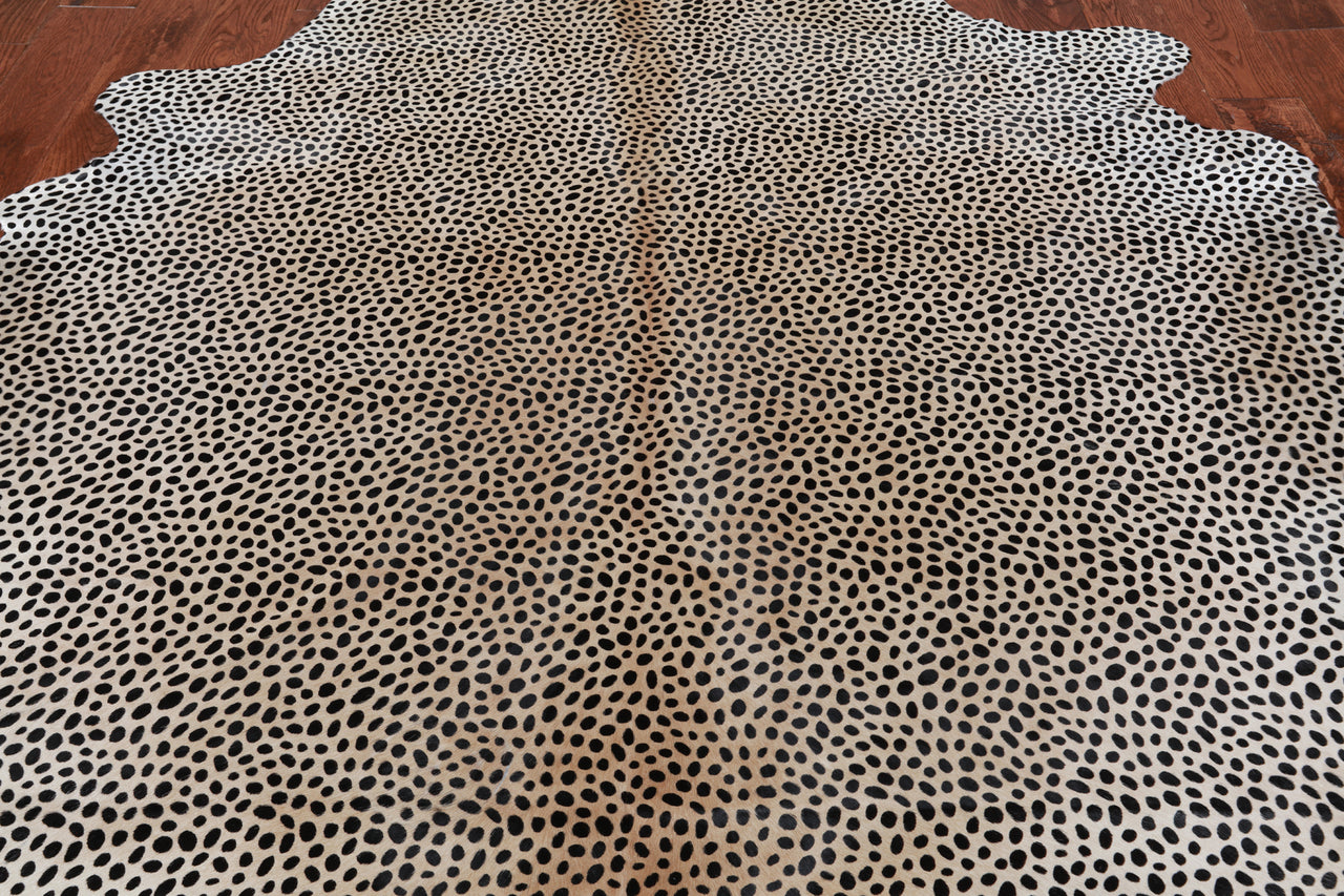 Cheetah Animal Print Natural Cowhide Rug - X-Large 7' 0"H x 6' 1"W