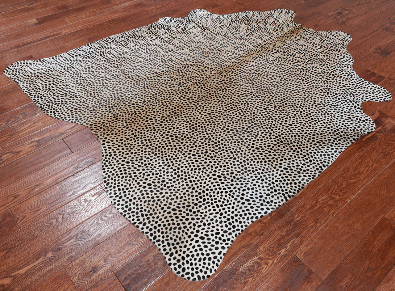 Cheetah Animal Print Natural Cowhide Rug - X-Large 7' 0"H x 6' 1"W