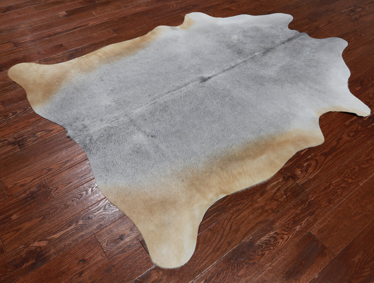 Grey Natural Cowhide Rug - X-Large 7' 0"H x 5' 10"W