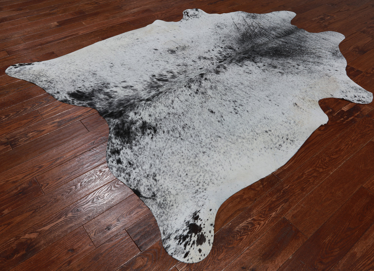 Black Salt & Pepper Natural Cowhide Rug - XX-Large 8' 0"H x 6' 5"W