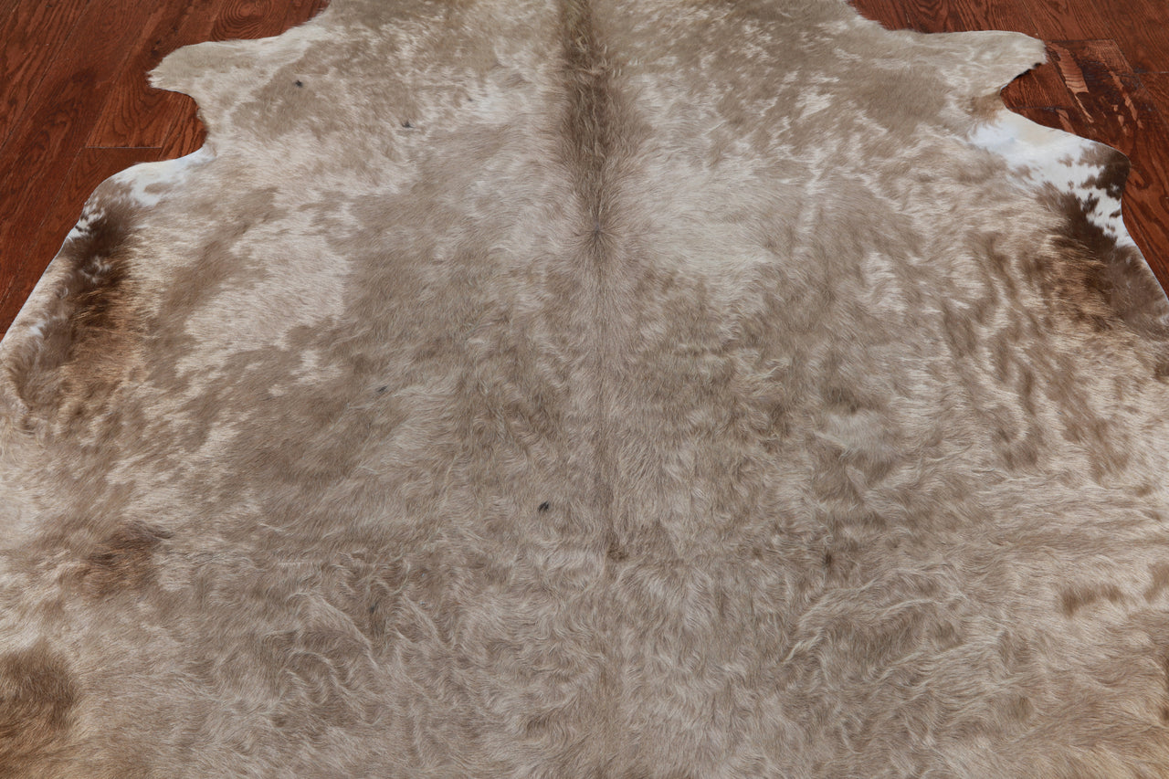 Champagne Natural Cowhide Rug - XX-Large 7' 4"H x 6' 5"W