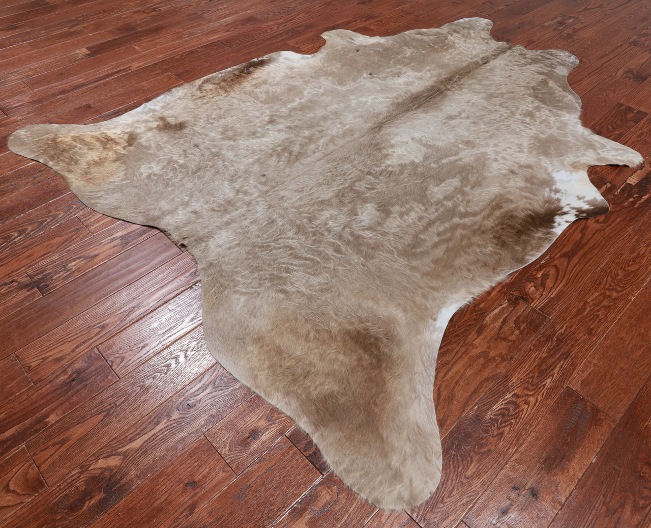 Champagne Natural Cowhide Rug - XX-Large 7' 4"H x 6' 5"W