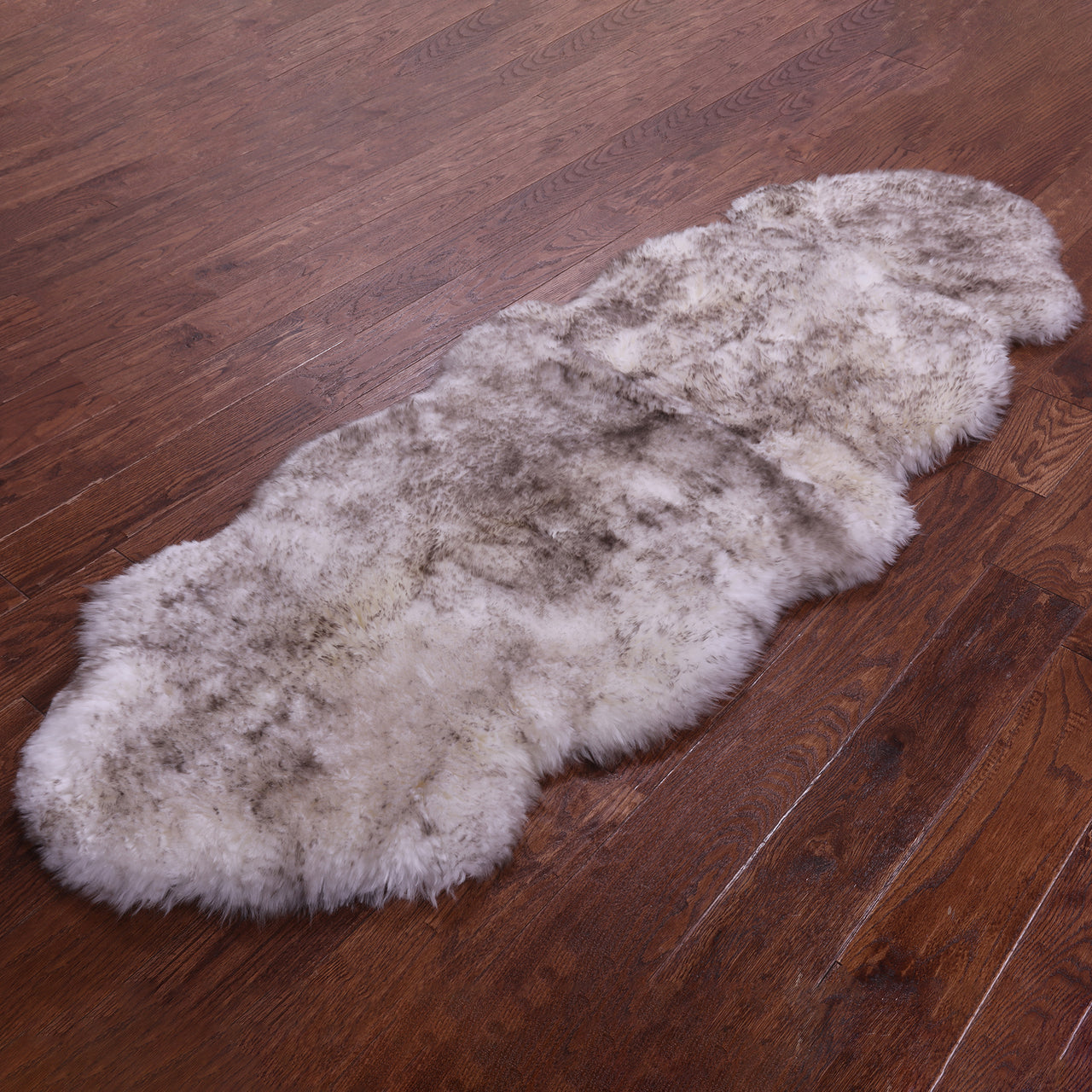 100% Natural New Zealand Sheepskin Wolf 2' 0" x 6' 0"