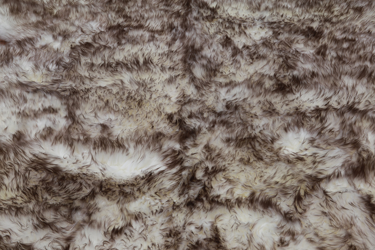 100% Natural New Zealand Sheepskin Wolf 5' 0" x 6' 0"