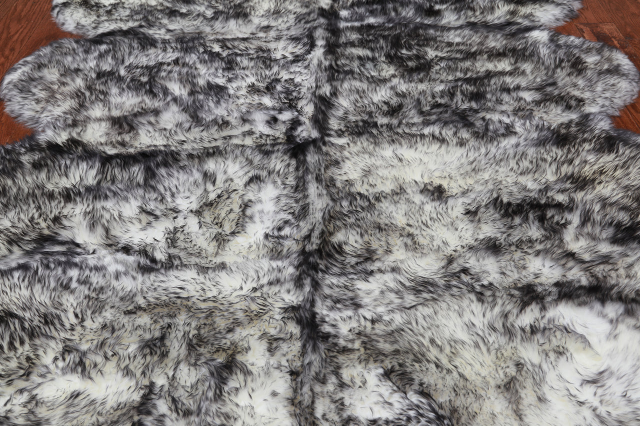 100% Natural New Zealand Sheepskin Black Tip 6' 0" x 7' 0"