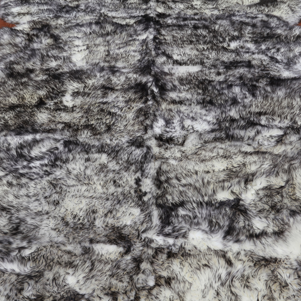100% Natural New Zealand Sheepskin Black Tip 6' 0" x 9' 0"