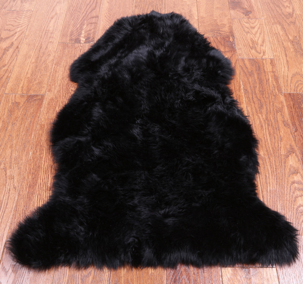 100% Natural New Zealand Sheepskin Black 2' 0" x 3' 0"
