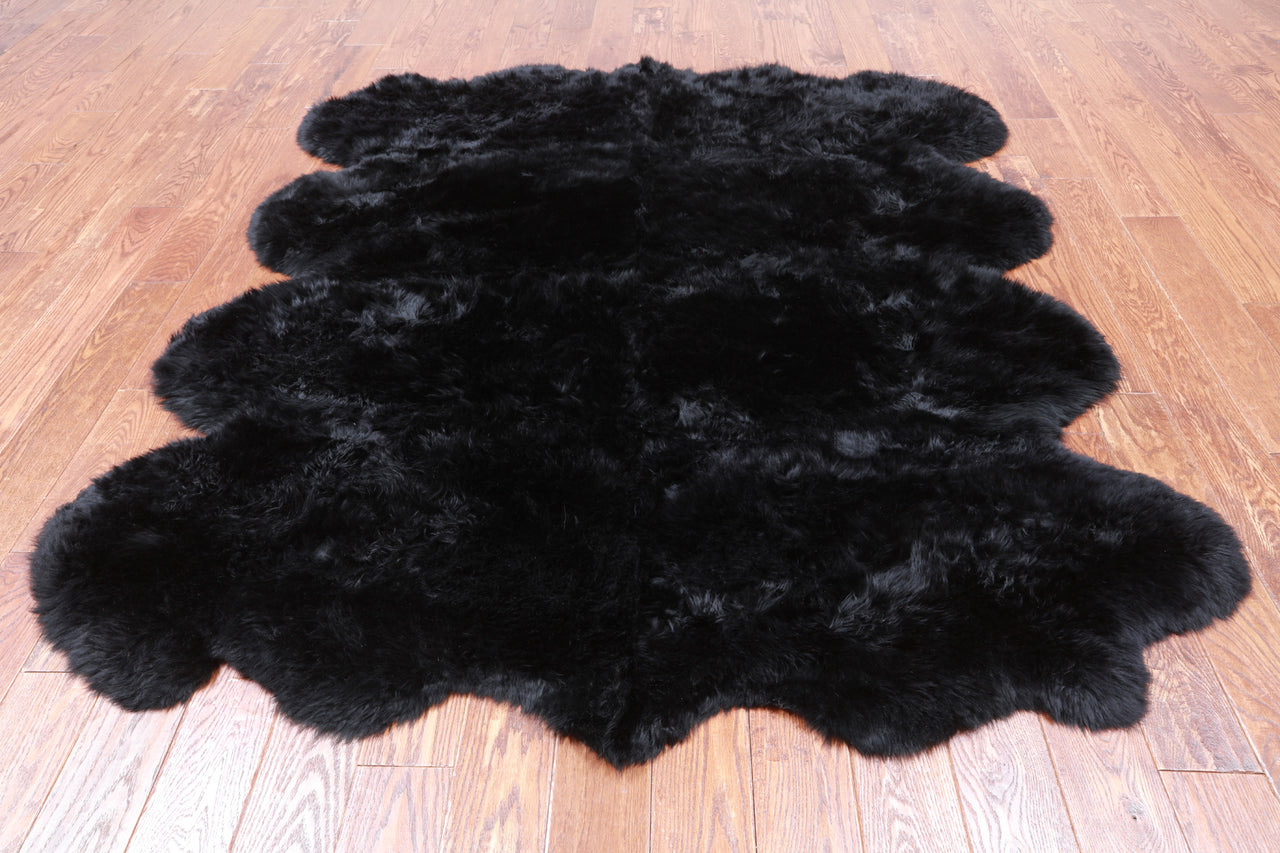 100% Natural New Zealand Sheepskin Black 6' 0" x 7' 0"