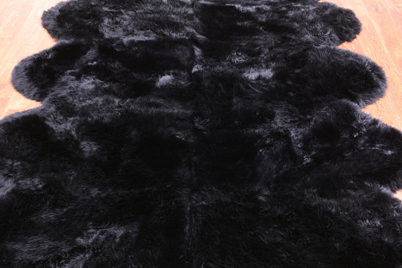 100% Natural New Zealand Sheepskin Black 6' 0" x 9' 0"