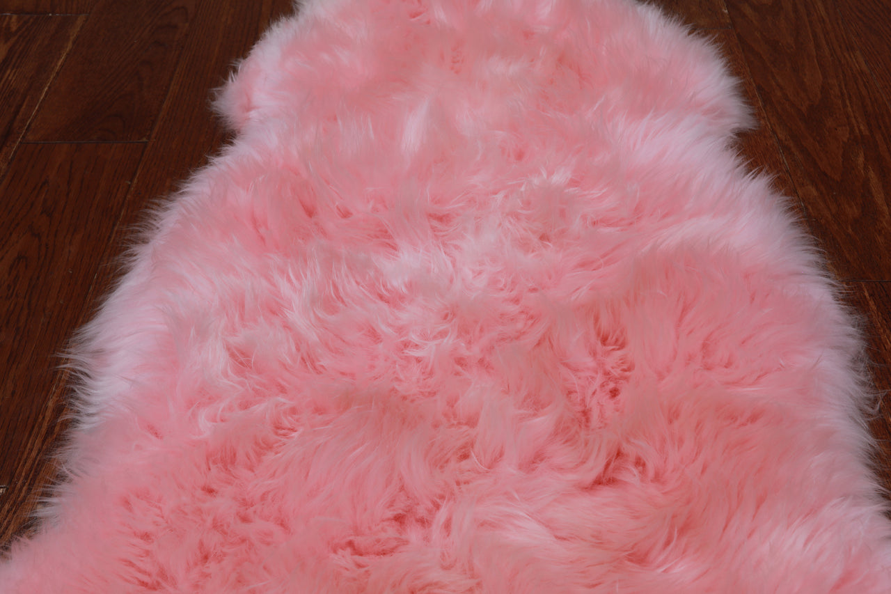 100% Natural New Zealand Sheepskin Pink 2' 0" x 3' 0"