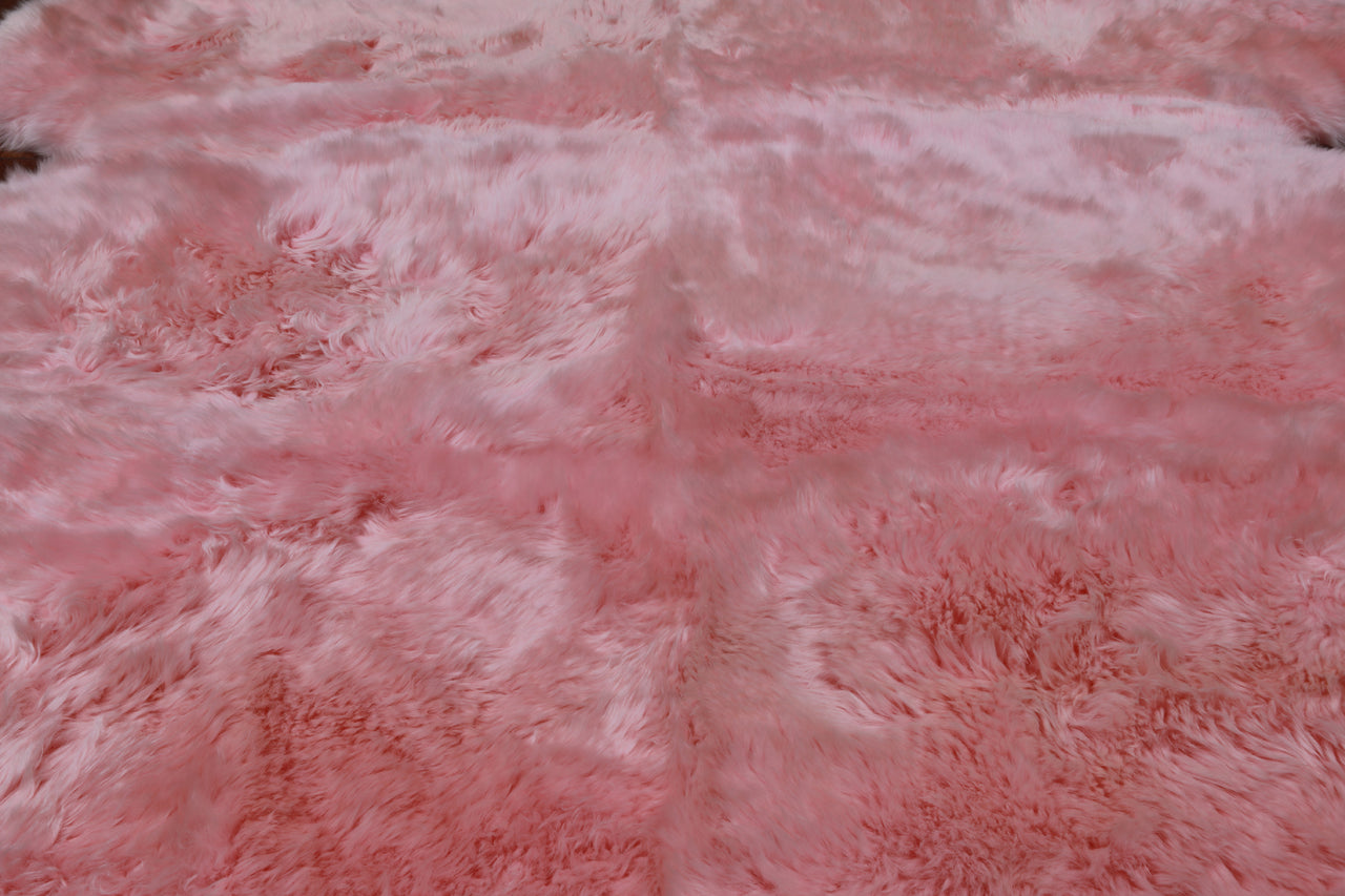 100% Natural New Zealand Sheepskin Pink 5' 0" x 6' 0"