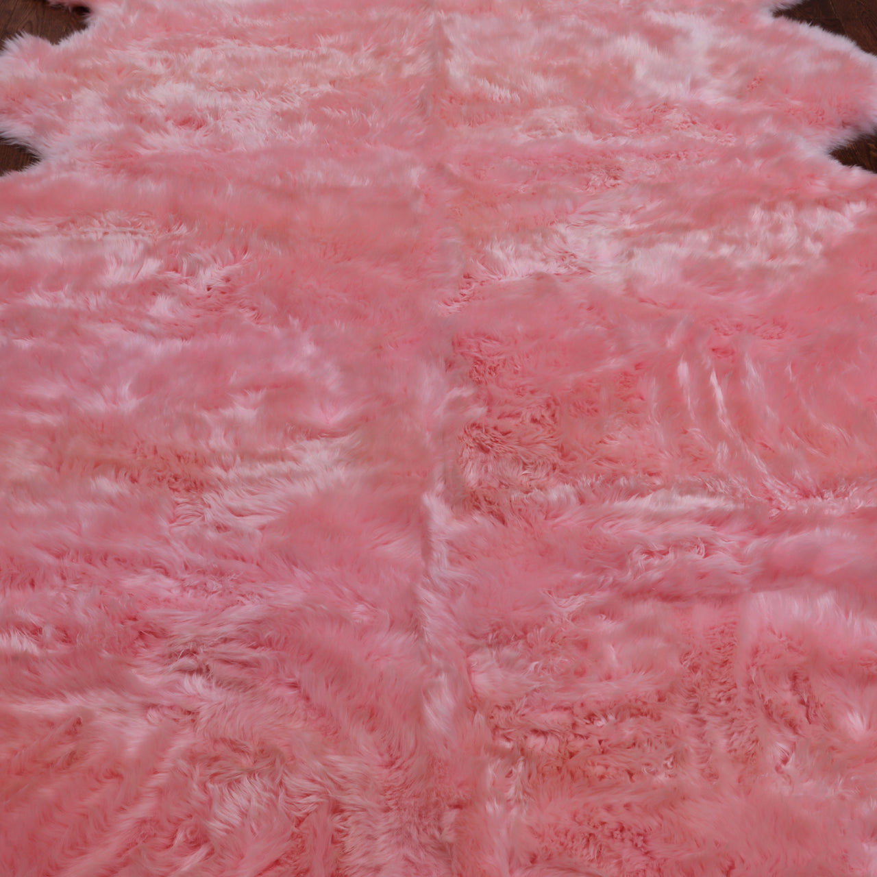 100% Natural New Zealand Sheepskin Pink 6' 0" x 9' 0"