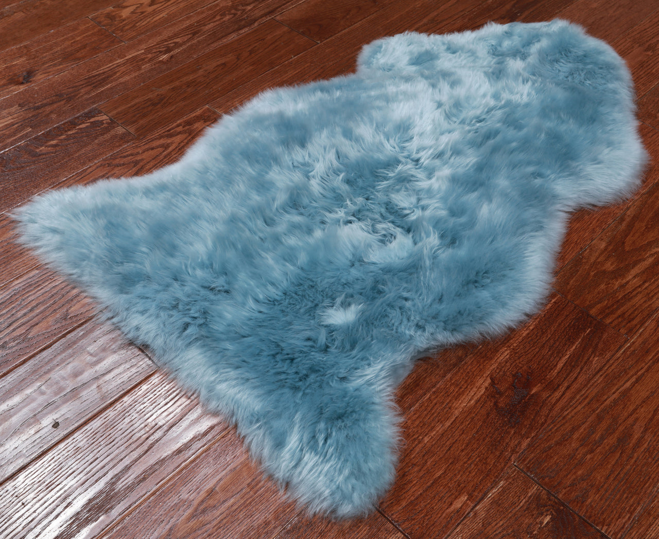 100% Natural New Zealand Sheepskin Blue 2' 0" x 3' 0"