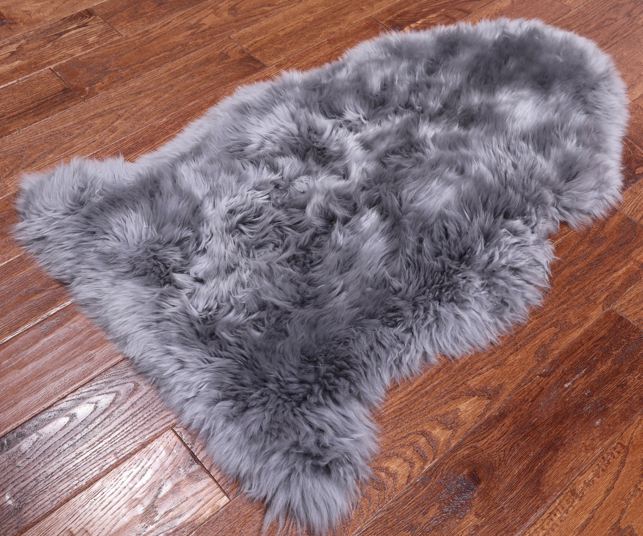 100% Natural New Zealand Sheepskin Grey 2' 0" x 3' 0"