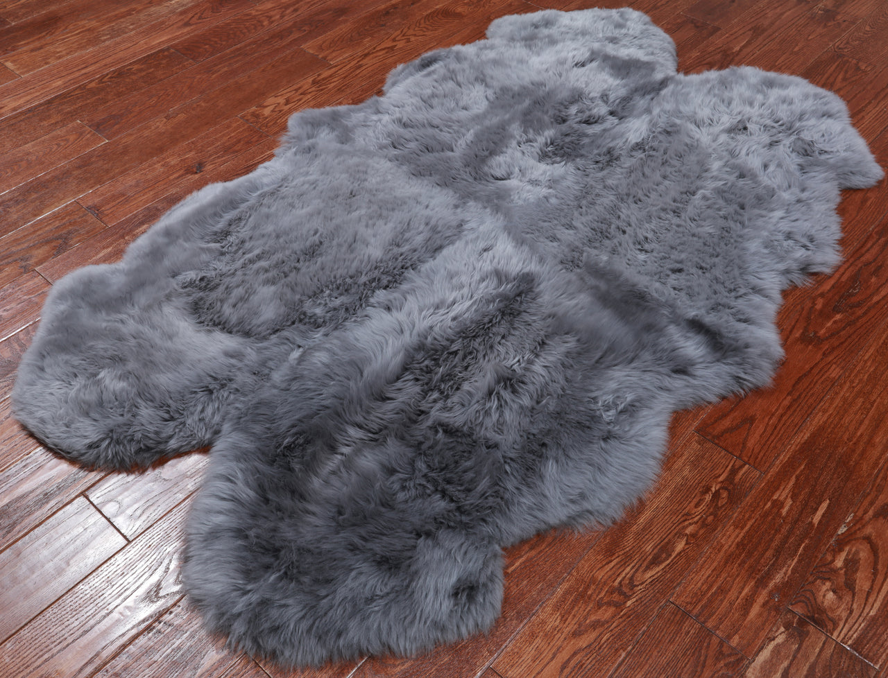 100% Natural New Zealand Sheepskin Grey 4' 0" x 6' 0"