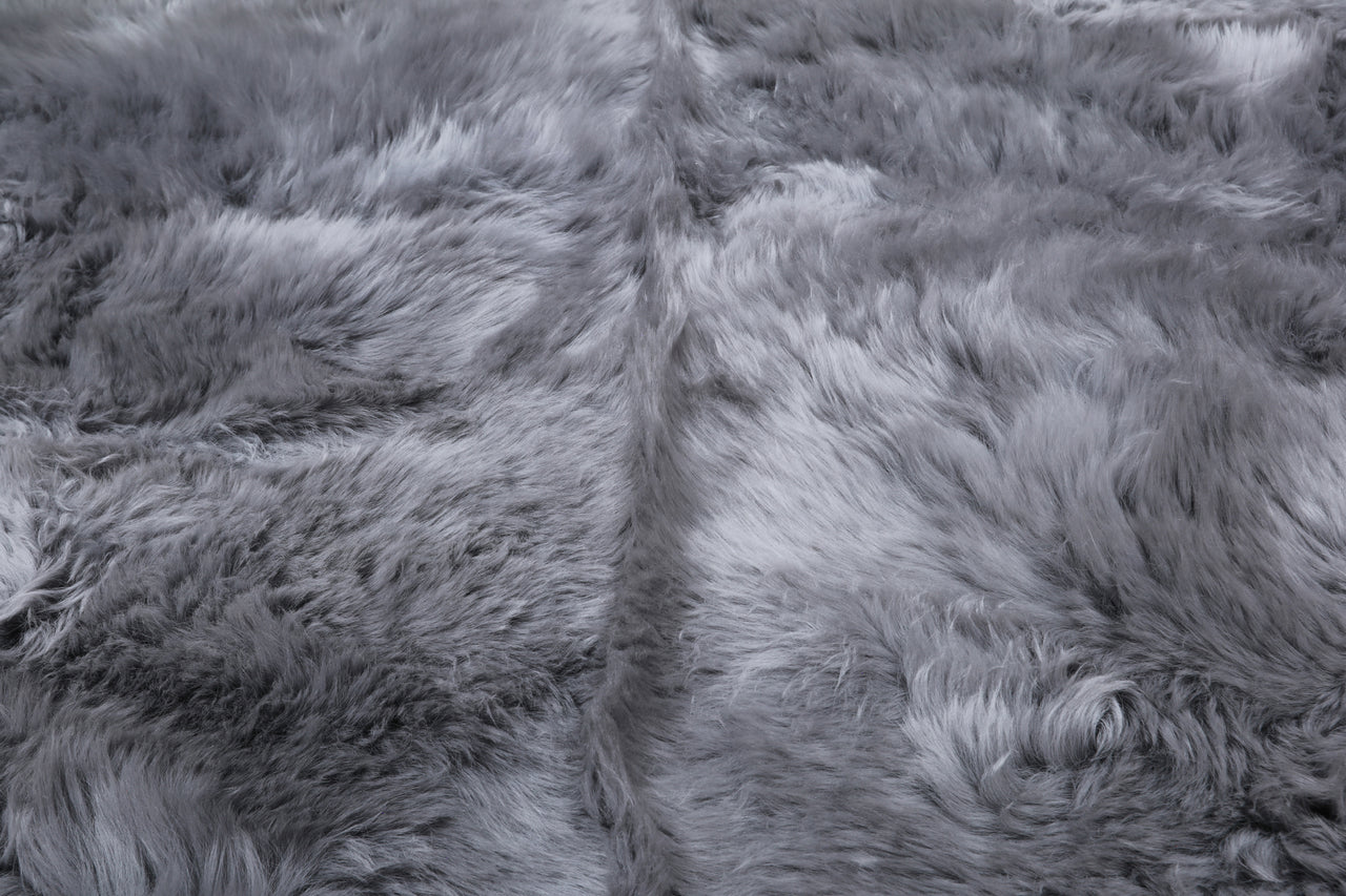 100% Natural New Zealand Sheepskin Grey 5' 0" x 6' 0"