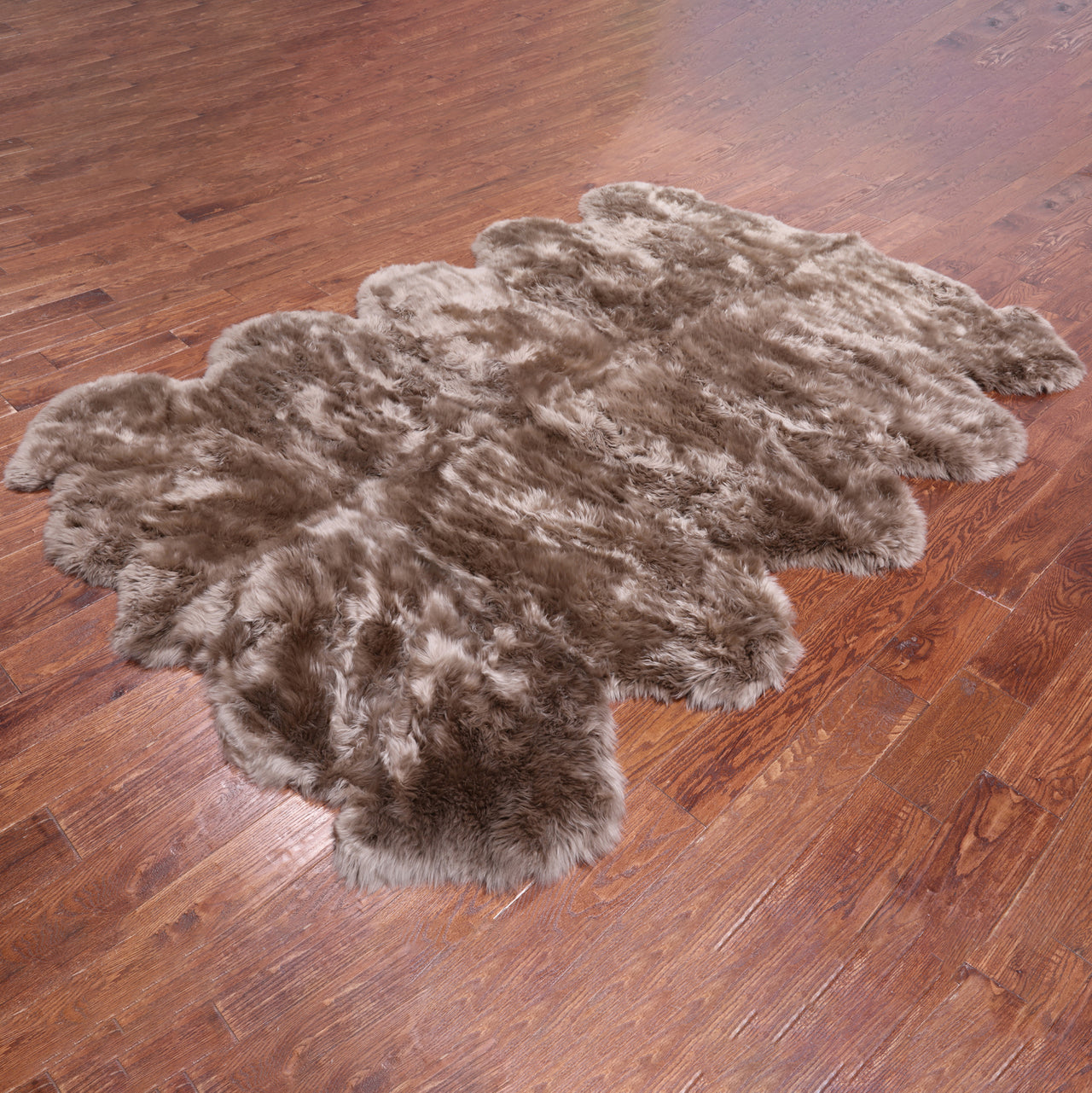 100% Natural New Zealand Sheepskin Taupe 6' 0" x 9' 0"
