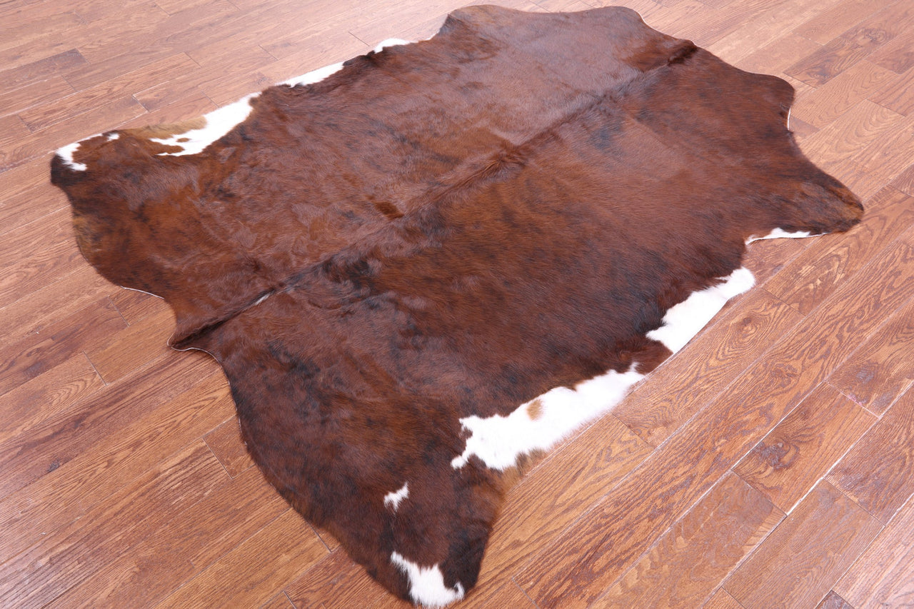 Brown Natural Cowhide Rug - Large 6'7"H x 5'9"W