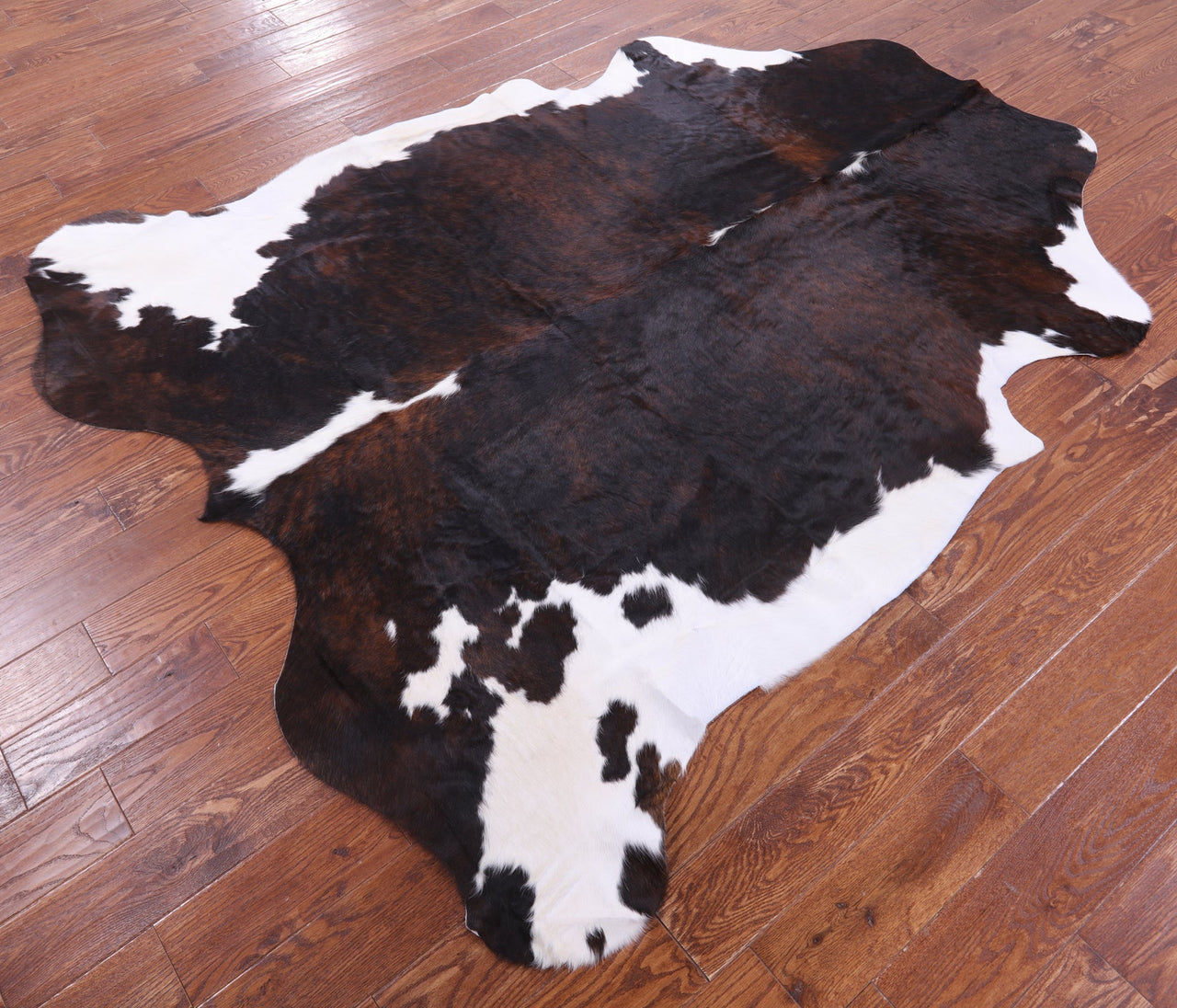 Tricolor Natural Cowhide Rug - XLarge 7'6"H x 6'6"W