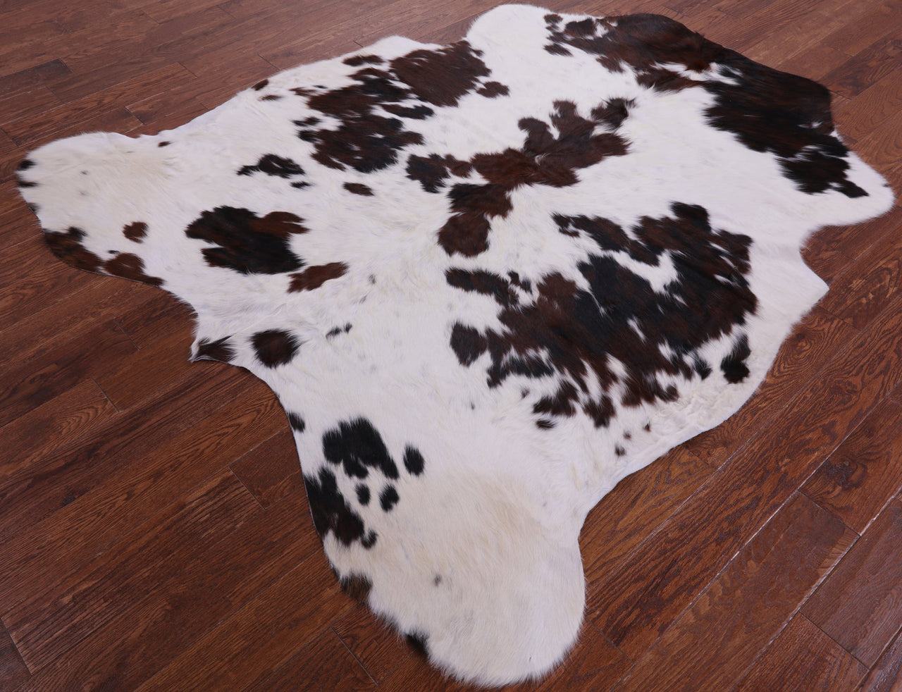 Tricolor Natural Cowhide Rug - XLarge 7'0"H x 6'4"W