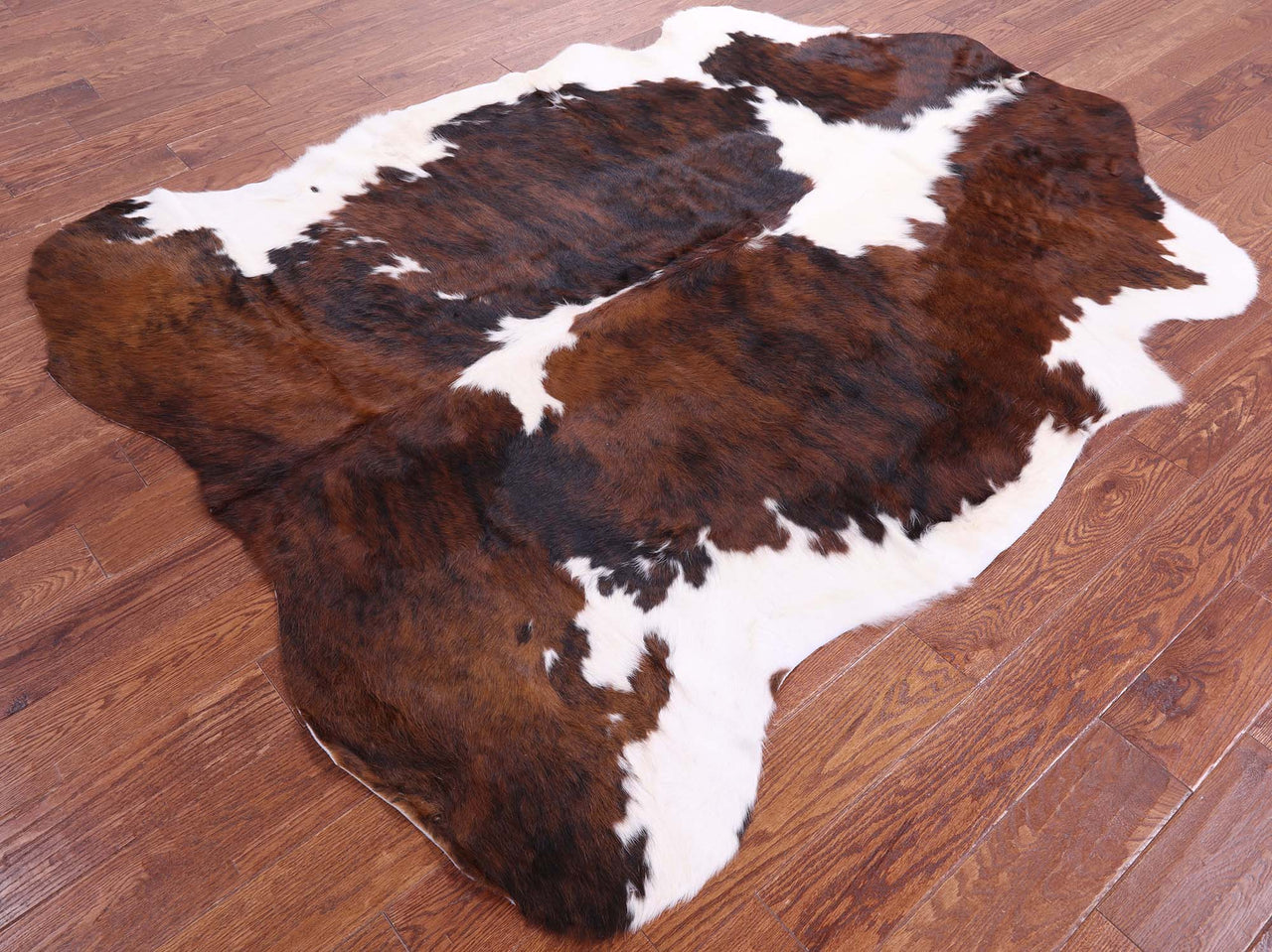 Brindle Natural Cowhide Rug - Large 7'1"H x 5'8"W